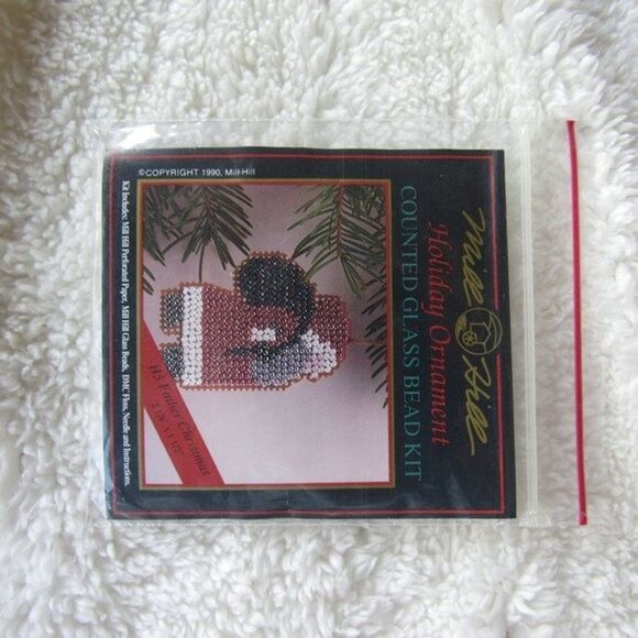 Mill Hill Counted Glass Bead Kit Holiday Ornament Father Christmas H3 NOS 90s - Picture 5 of 5